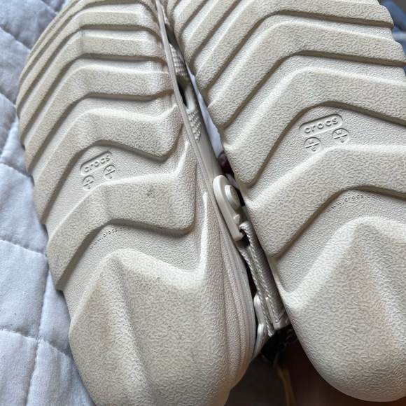 Crocs - Picture 7 of 8